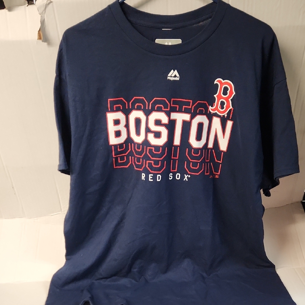 EUC Majestic Boston Redsox Men's sz XL  Tshirt no sz tag p2p- 24 1/4"